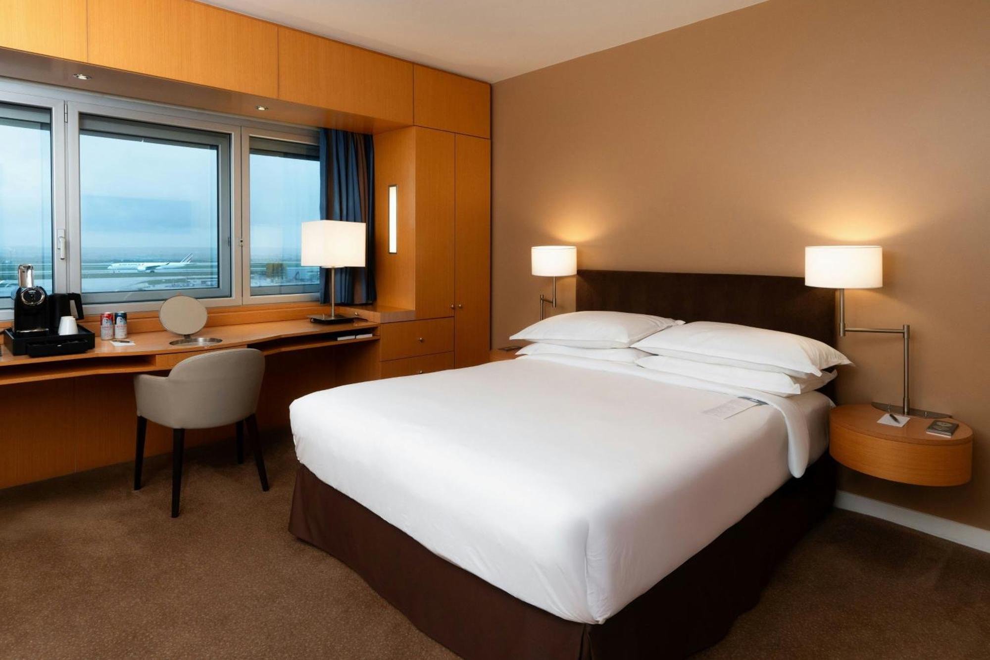 Hotel Sheraton Paris Charles De Gaulle Airport