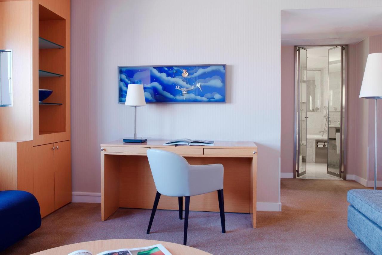 Sheraton Paris Charles De Gaulle Airport Hotel 4*