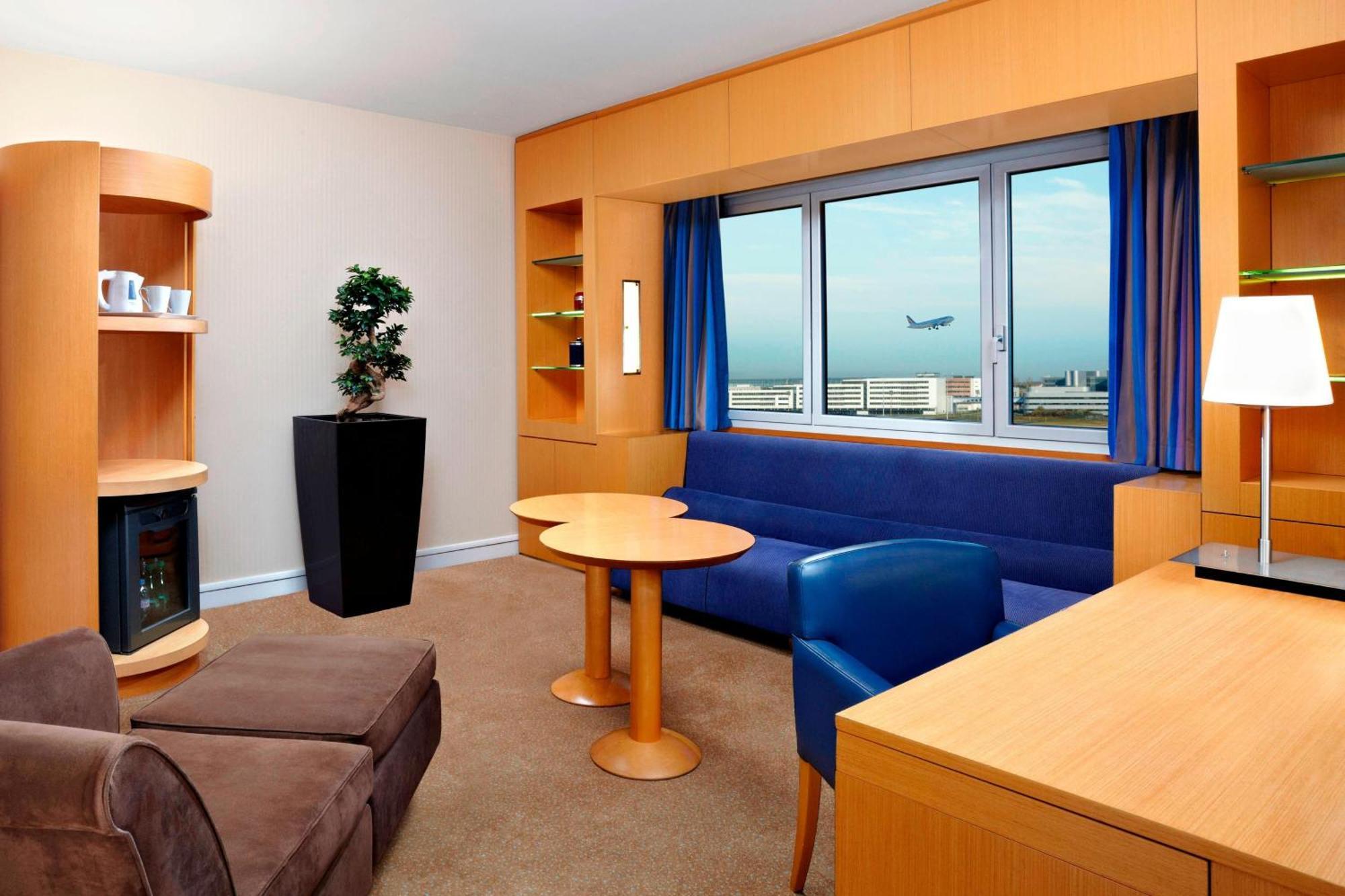 Sheraton Paris Roissy Airport Hotel Le Mesnil-Amelot