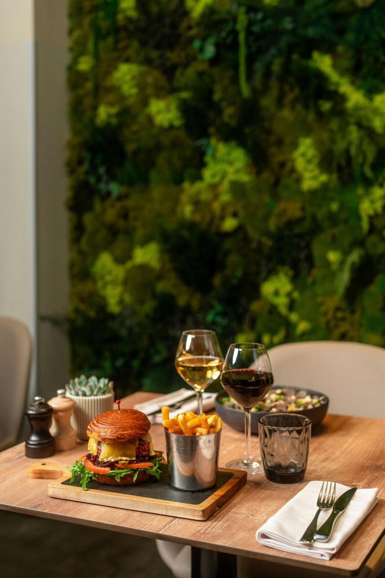 Sheraton Paris Roissy Airport 4*