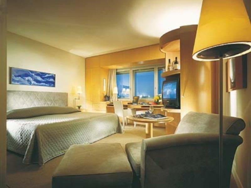 Sheraton Paris Roissy Airport 4* Le Mesnil-Amelot